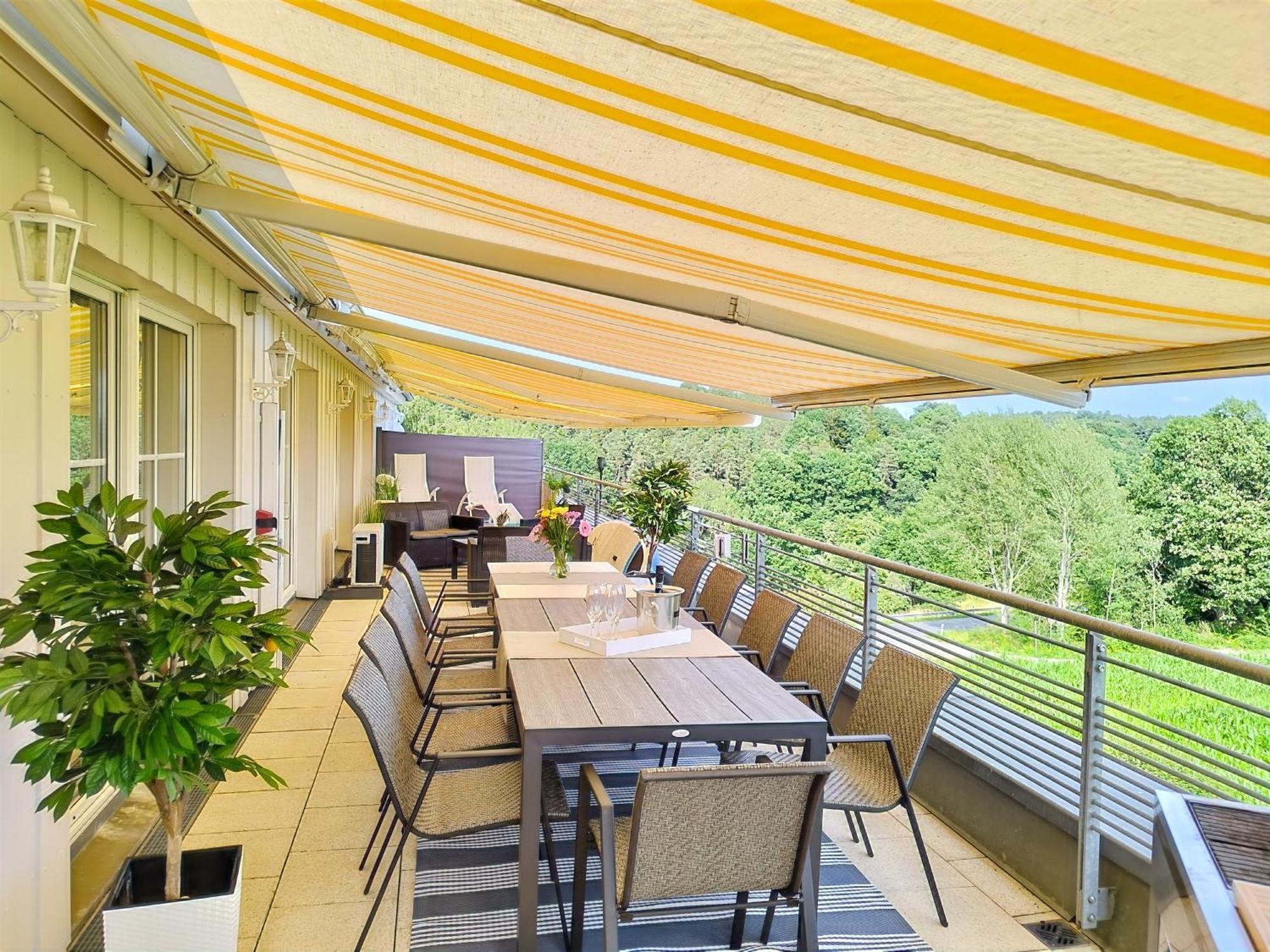 Apartment Seeblickapartment: Lakeside Retreat With Sauna And Rooftop Terrace Spalt